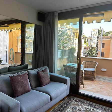 Апартаменти La Finestra Su San Pietro Terrace And View Рим Екстер'єр фото